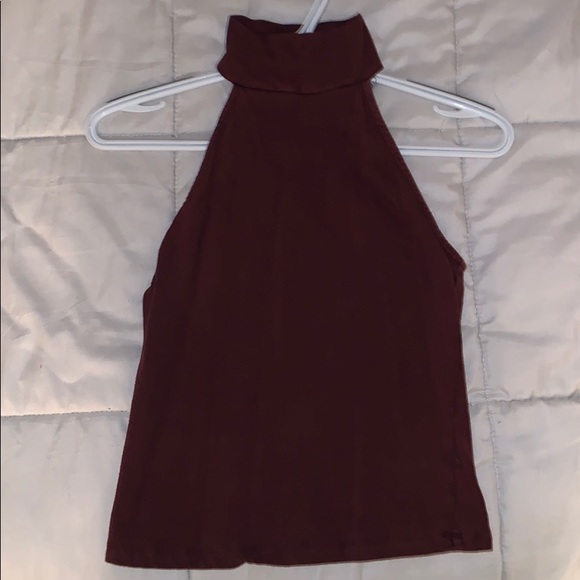 High neck tank from urban - Picture 2 of 3